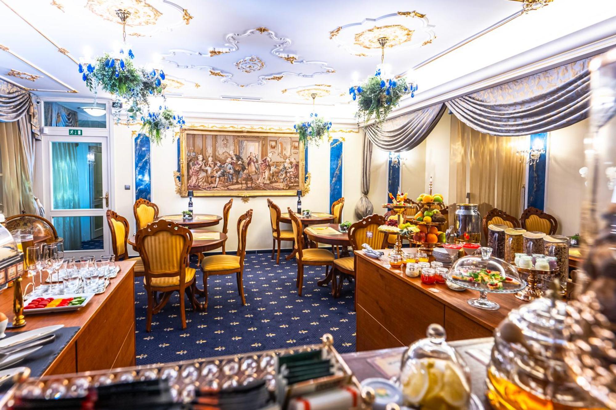 Hotel General Old Town プラハ エクステリア 写真